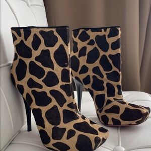 Jean-Michel Cazabat” leopard leather boots T: 37 1/2 Very nice cut